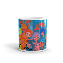 Load image into Gallery viewer, Orgullos@s y Felices. Taza blanca brillante